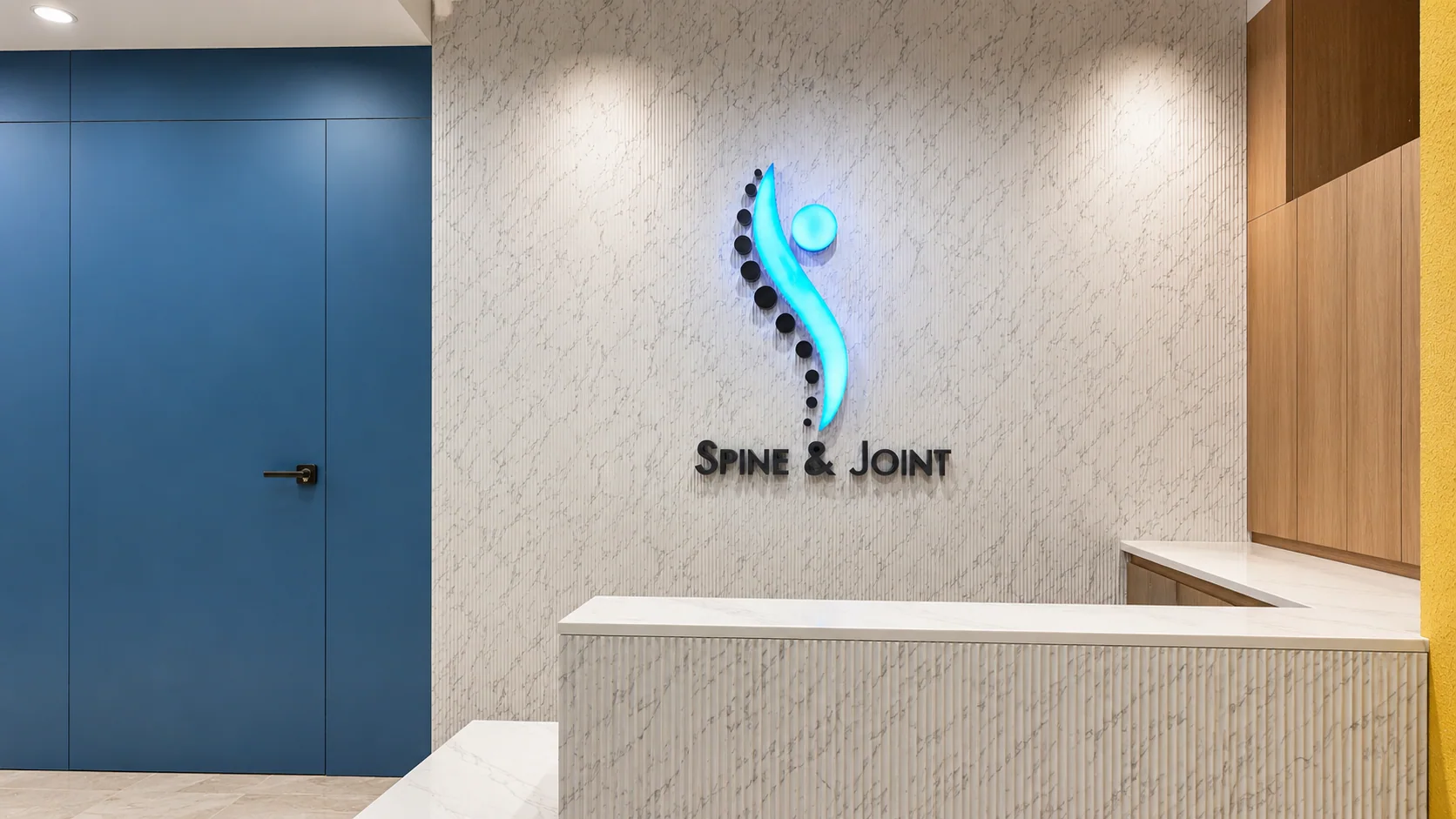 Open therapy floor with rehabilitation equipment and exercise balls